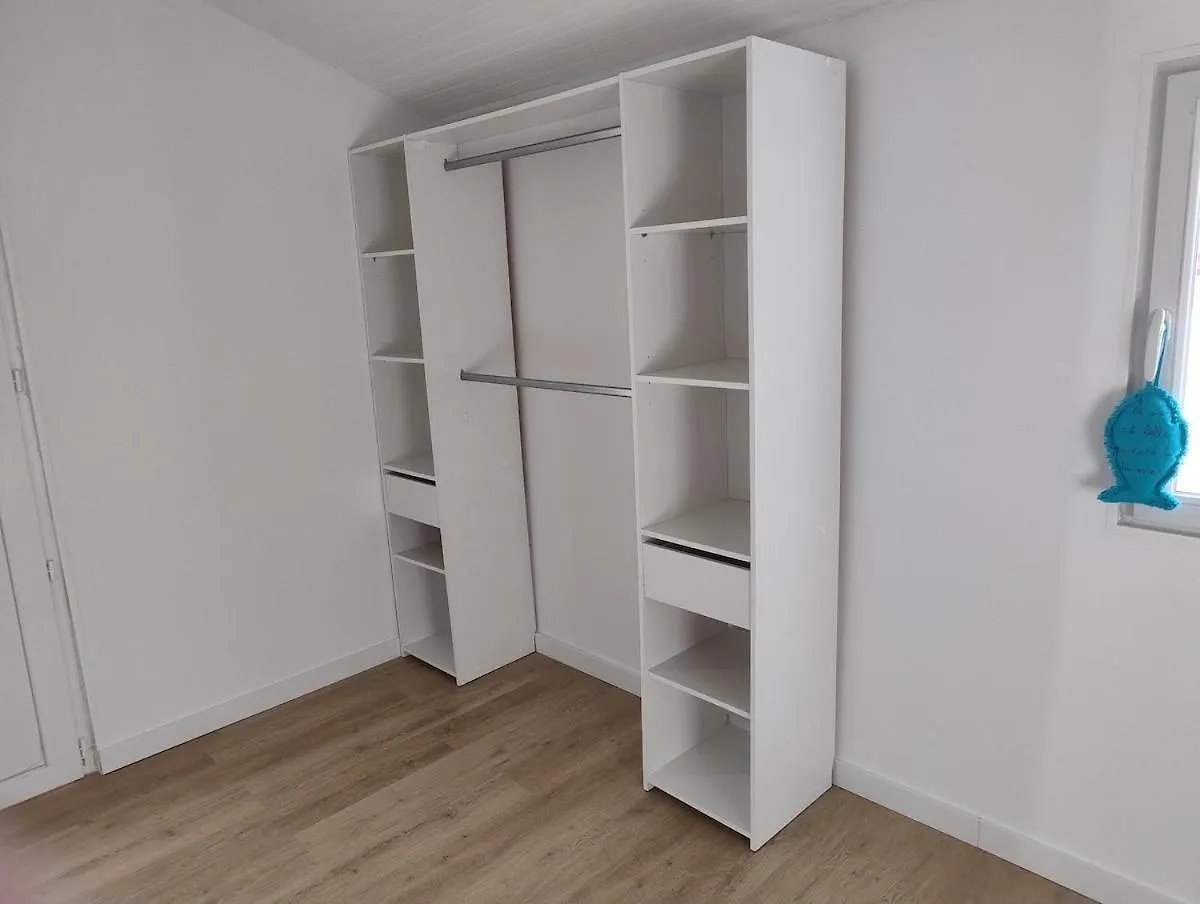 Holiday home A 50M De La Plage , 2 Chambres , Climatisation Parking Le Pradet