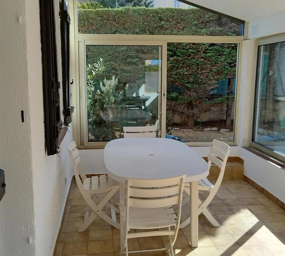 A 50M De La Plage , 2 Chambres , Climatisation Parking Le Pradet Holiday home